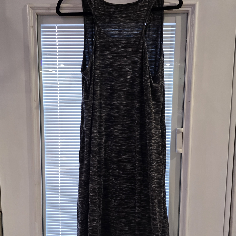 Elegant Black Sleeveless Dress